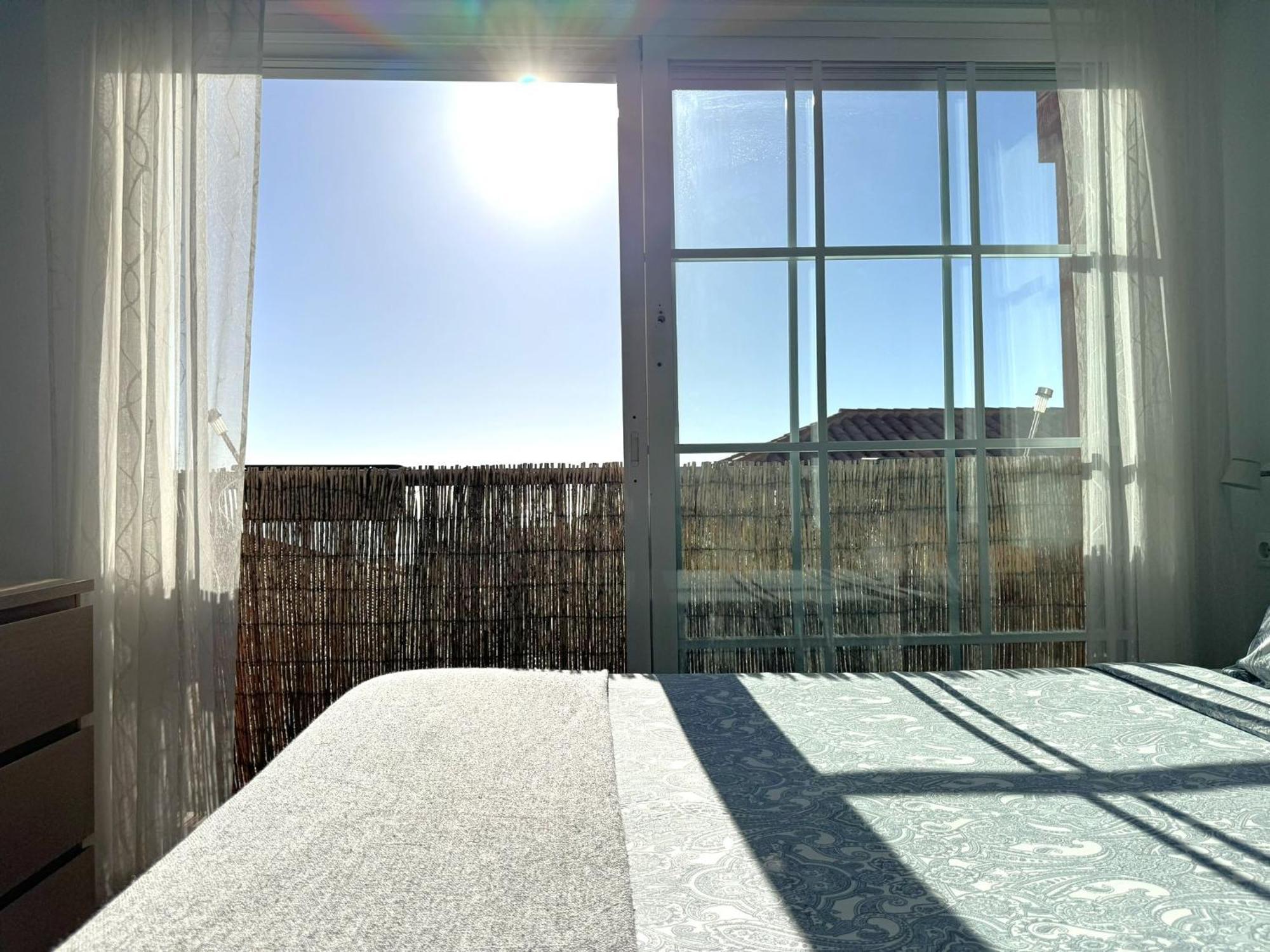 Peaceful Studio With Amazing Sea Views And Free Parking 베날마데나코스타 외부 사진